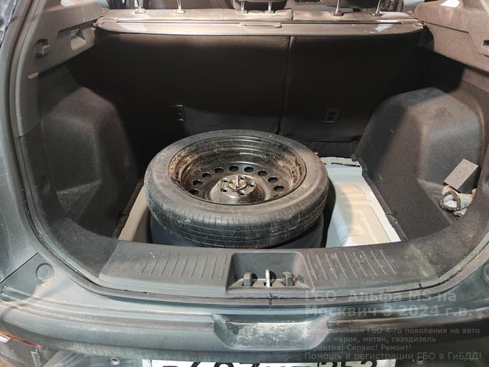 ниша для докатки, установка Альфа МS на Москвич 3 2024 г.в., 1.5 л, 136 л.с., с пробегом 4 760 км., миниВЗУ в лючке бензобака, датчик уровня газа, тороидальный баллон 54 литра в багажнике, в место докатки, Нижний Новгород, Дзержинск