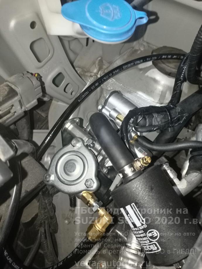 детали Диджитроник IQ, установка на Сузуки Солио, 2020 г.в., 1,2 л., 91 л.с., с пробегом 49 490 км., ВЗУ в лючке бензобака, тороидальный баллон 42 литра в багажнике, в нише для запасного колеса, Нижний Новгород, Дзержинск